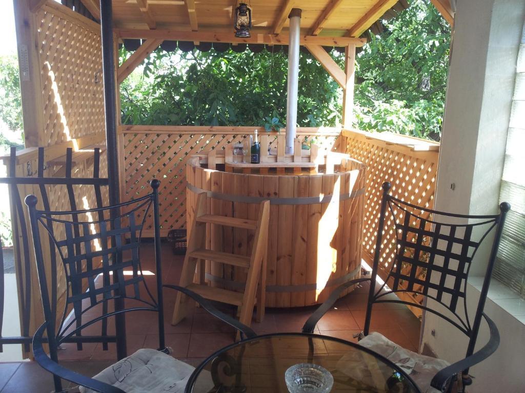 Hotel Excellent Kromeriz Ngoại thất bức ảnh